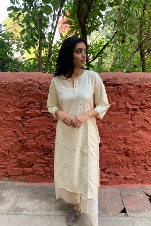 Sadhna 'Badali'  White Tanka Work Long Cotton Silk Kurta lavender tank top