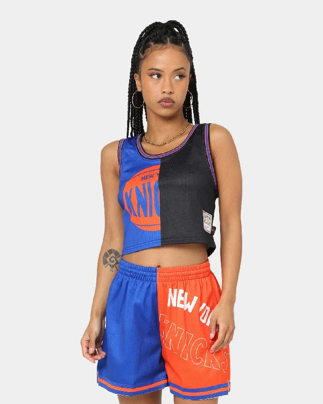 Mitchell & Ness Women's New York Knicks Big Face 5.0 Crop Tank Top Blue lightweight tank top