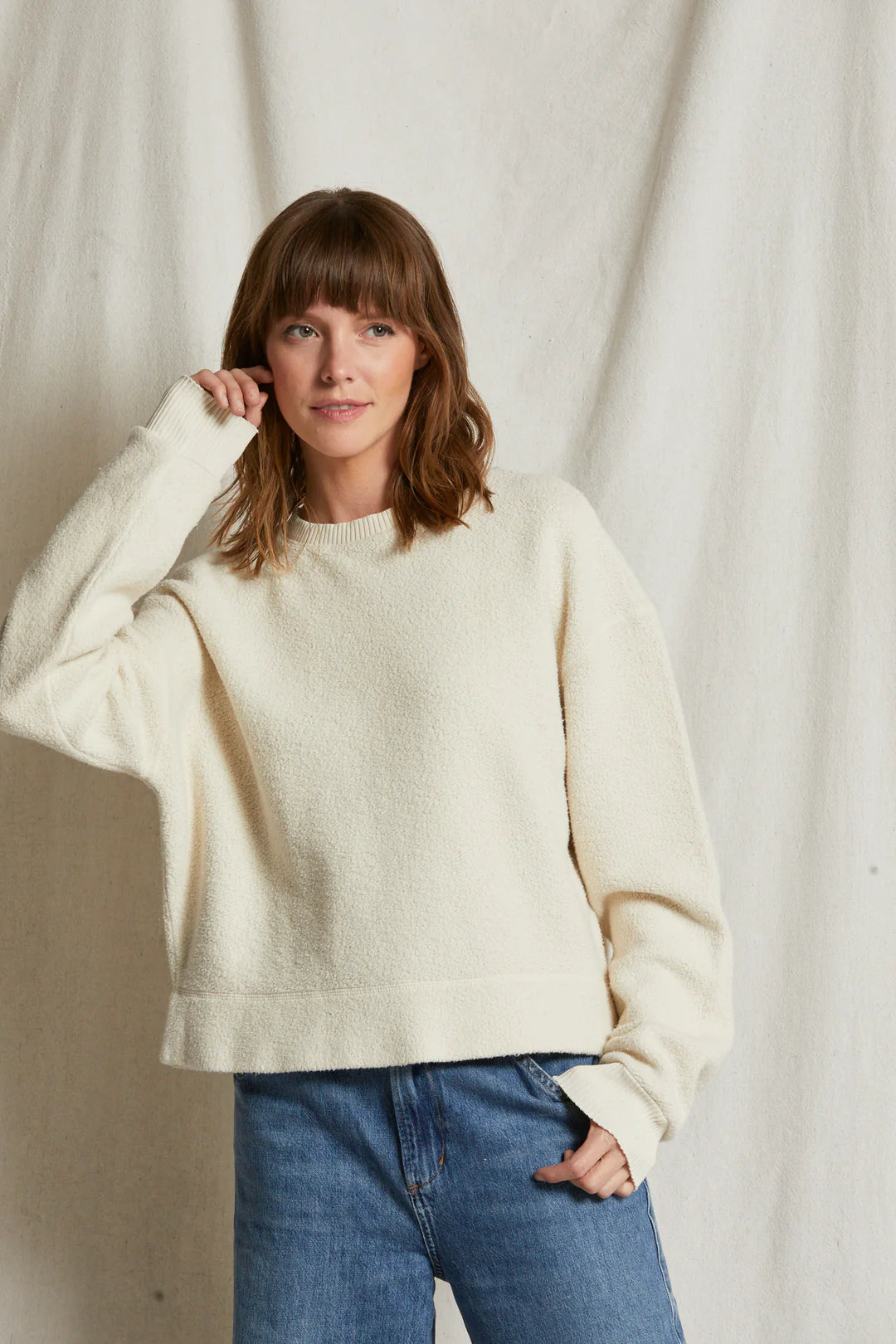 Perfect White Tee - Mayer Fleece pullover Slouchy Comfort Pullover