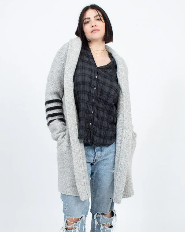 "The Hip" Cardigan Iron Safe Non-Iron Wrinkle Free