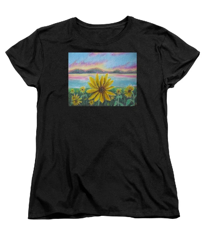 Setting Sunflower - Women's T-Shirt (Standard Fit) Satin Fabric Silk Fabric Chiffon Fabric